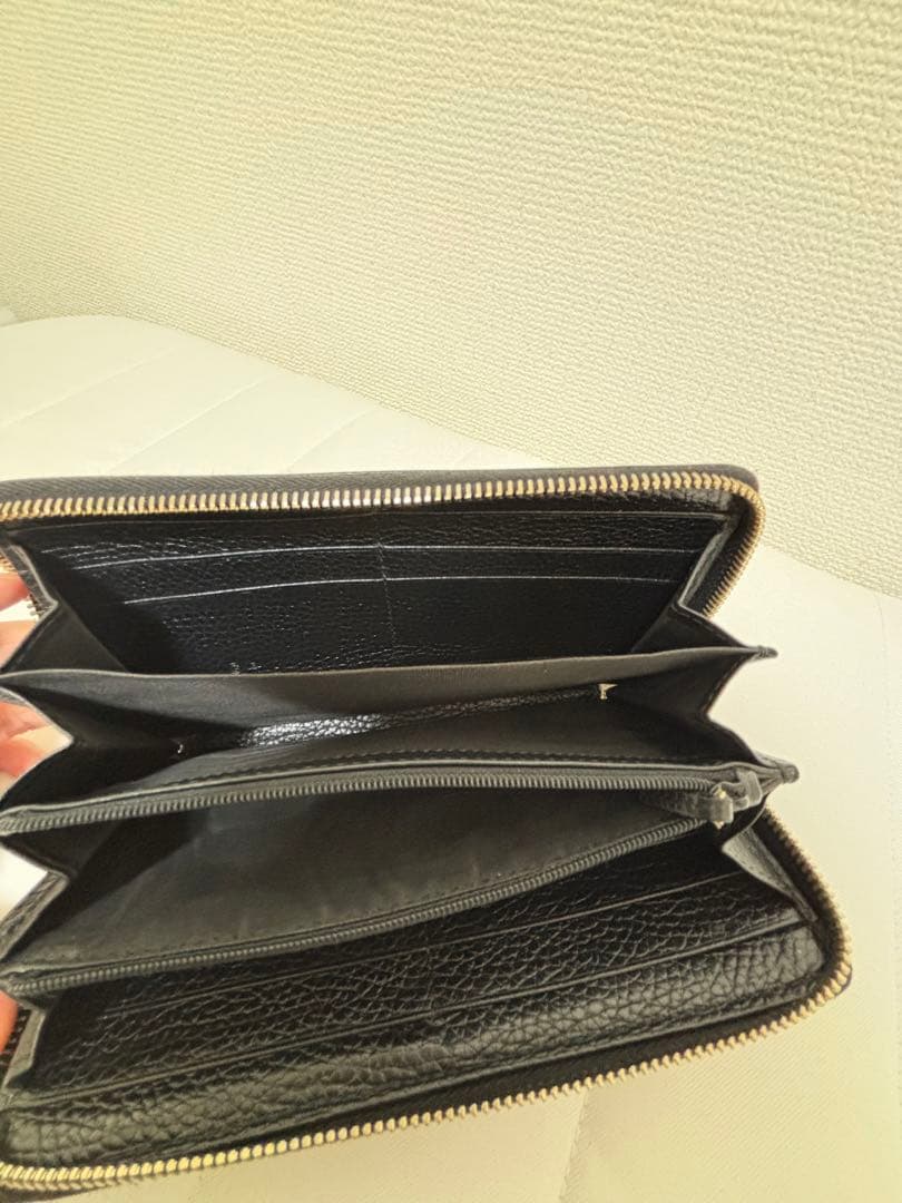 GUCCI ブラックレザー 長財布