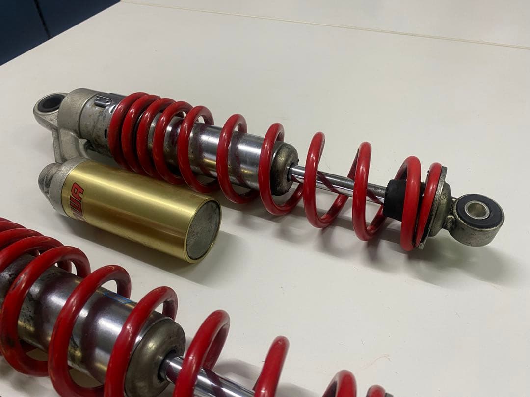 CB750 (RC42) 純正リアサスペンション