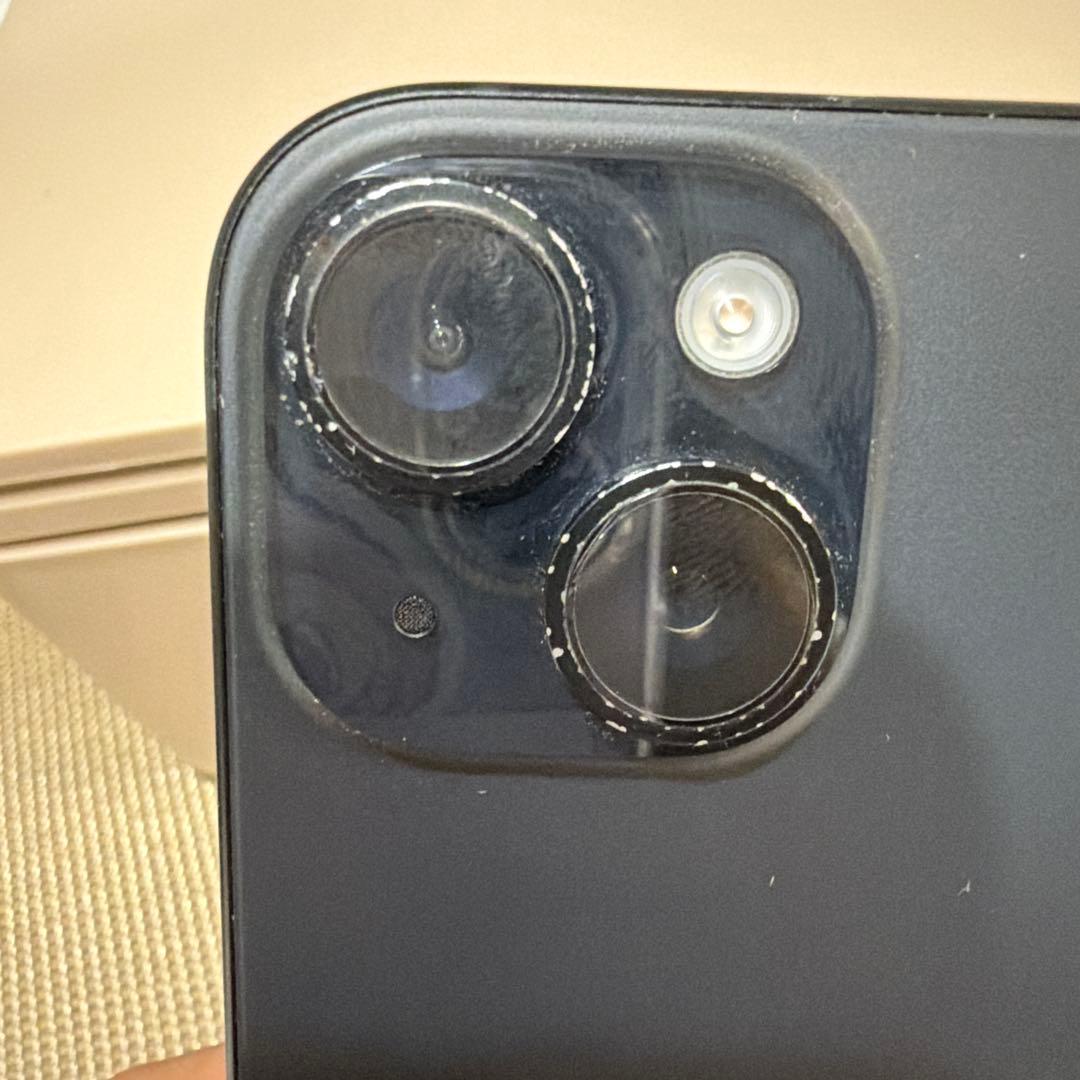 iPhone 15 ブラック (おまけケース・未使用ケーブル付)