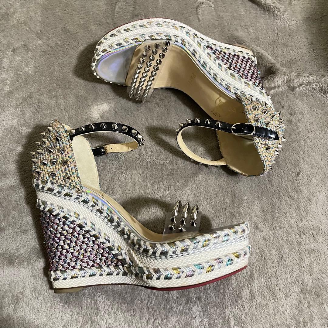 ルブタン　　スタッズ　ストラップ　サンダル　ウェッジソール