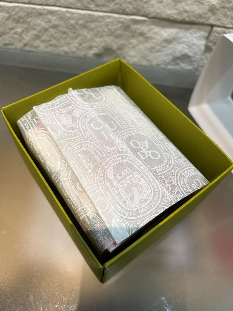 【新品・未開封】DIPTYQUE ディプティック ROSES ローズ 190ｇ