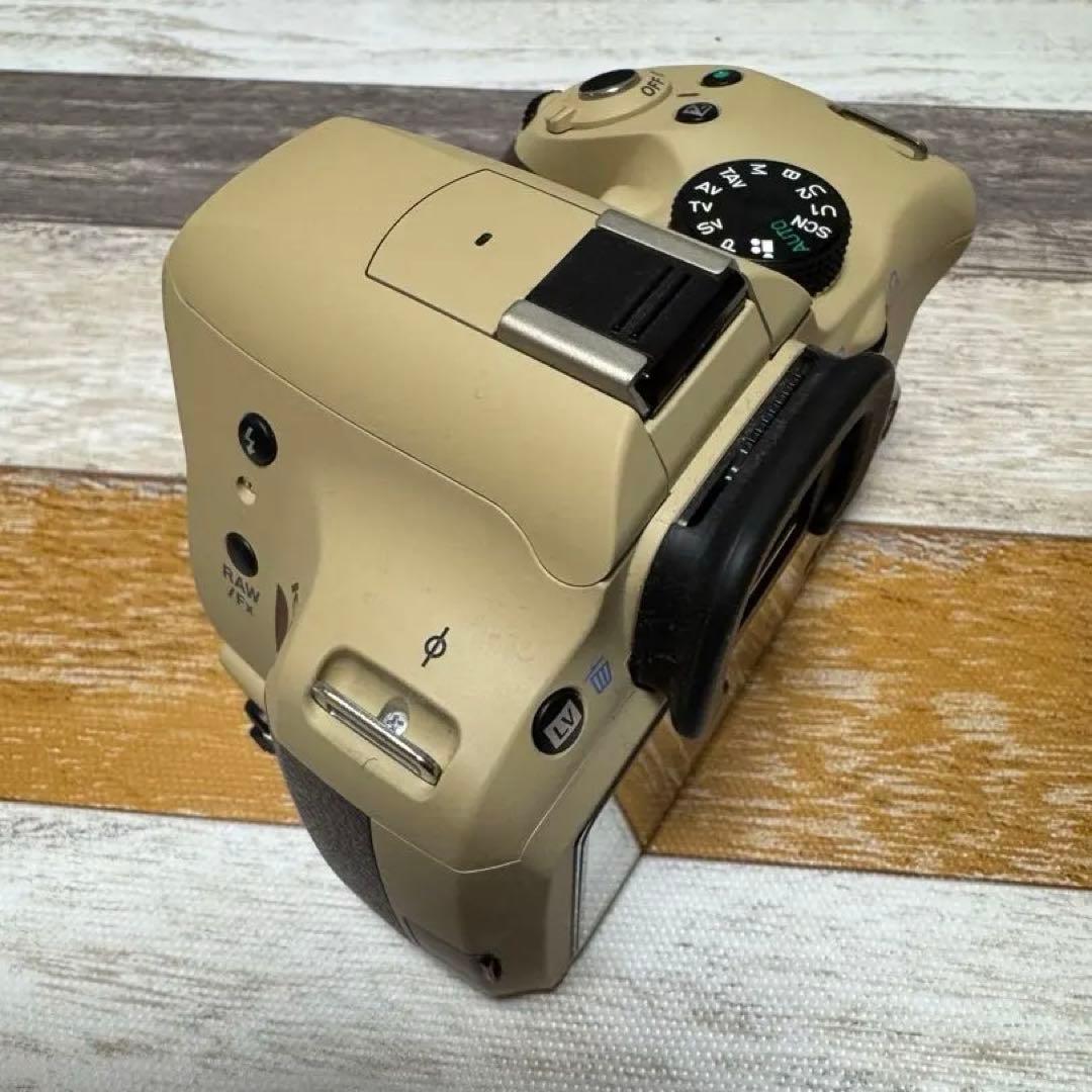 《オーダーカラー》PENTAX K-50 サンドベージュ×ブラウンラバー 本体