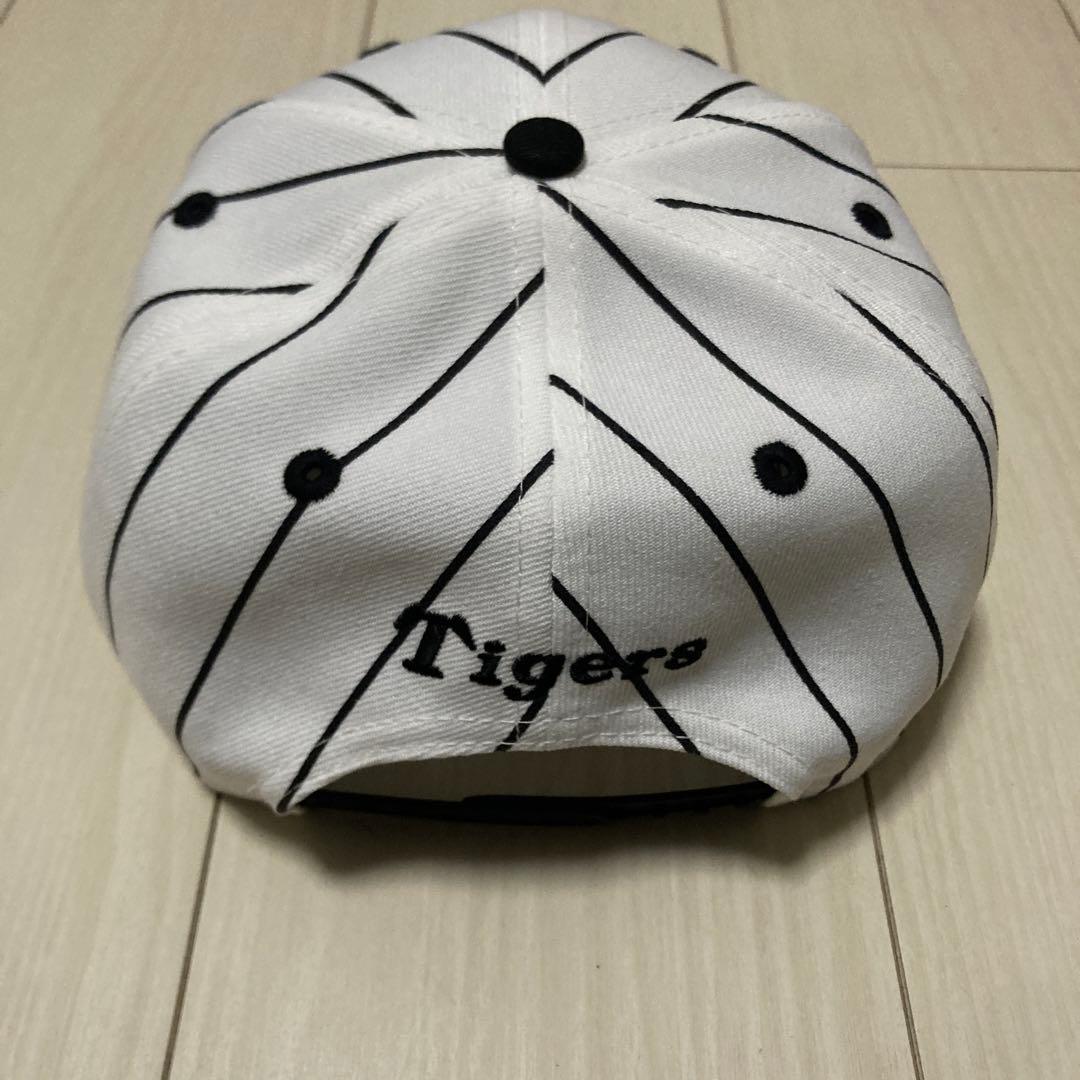 完売品　阪神タイガース　ニューエラ　キャップ