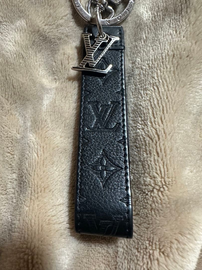 ルイ・ヴィトン ブラックレザー キーホルダー