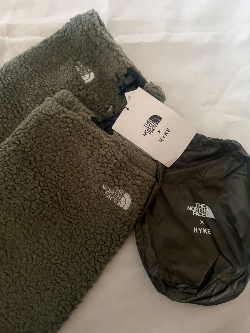 d*i様 THE NORTH FACE × HYKE ボア レッグウォーマー オ