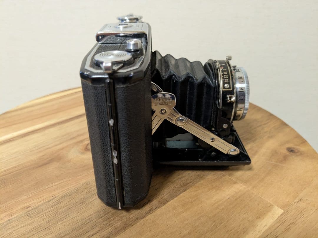 ZEISS IKON IKONTA 520/16 蛇腹カメラ ジャンク品