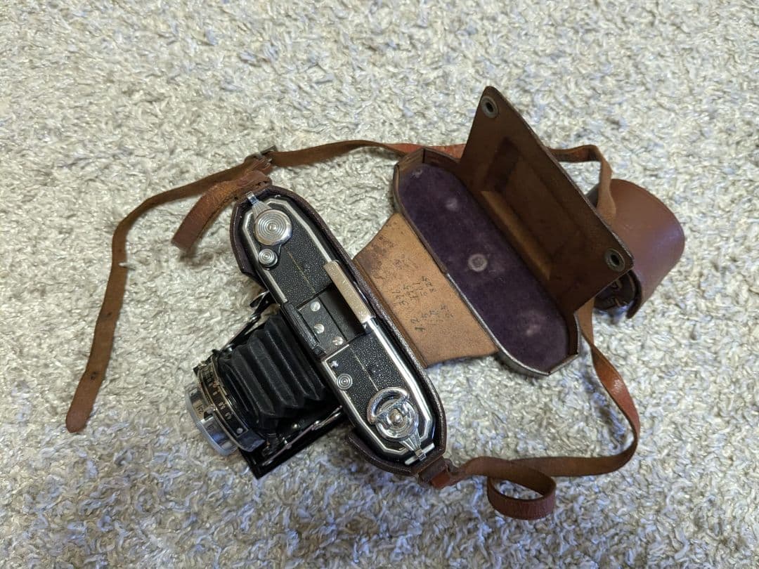 ZEISS IKON IKONTA 520/16 蛇腹カメラ ジャンク品