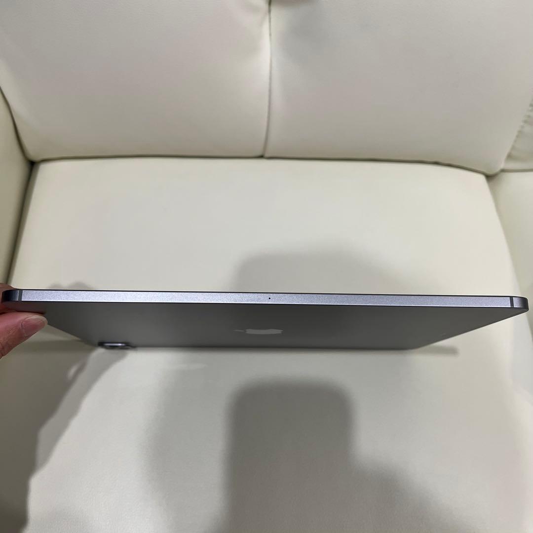 Apple Pencil付きiPad Pro 12.9インチ 第6世代 1TB