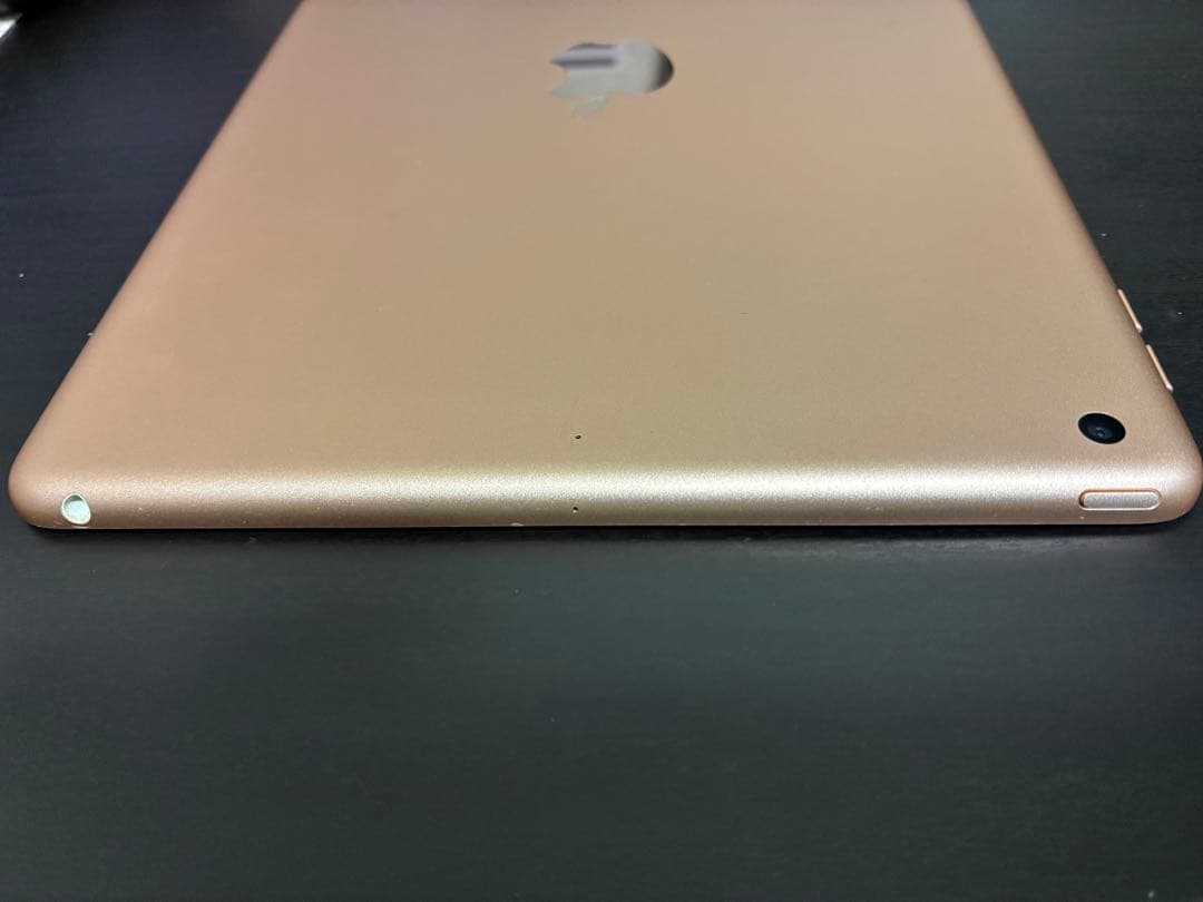 Apple iPad(第7世代)32GB ゴールド　Wi-Fiモデル　本体のみ