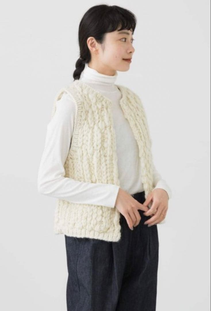 【美品】かぐれ kagure ネパールハンドニットベスト