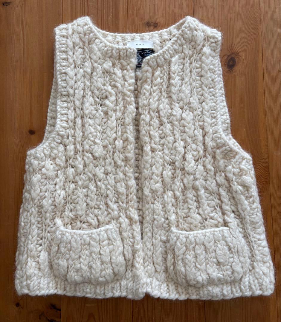 【美品】かぐれ kagure ネパールハンドニットベスト
