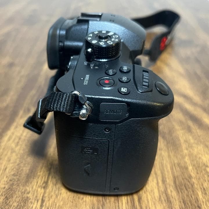 Panasonic LUMIX ミラーレス一眼GH5 レンズ3本 フラッシュ付き