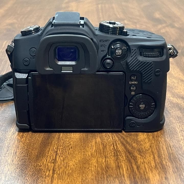 Panasonic LUMIX ミラーレス一眼GH5 レンズ3本 フラッシュ付き