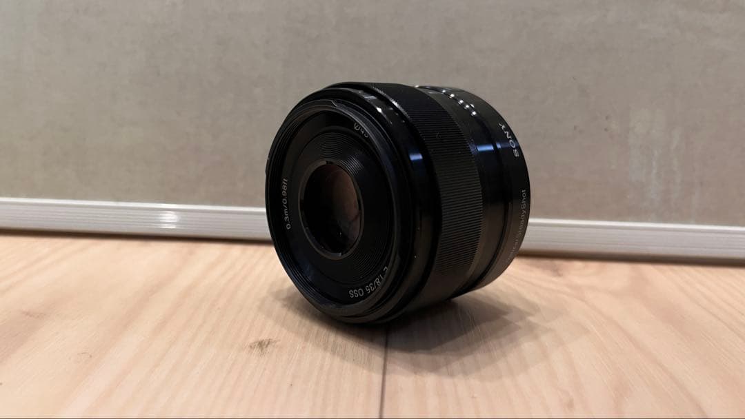 SONY E35mm F1.8 OSS レンズ SEL35F18