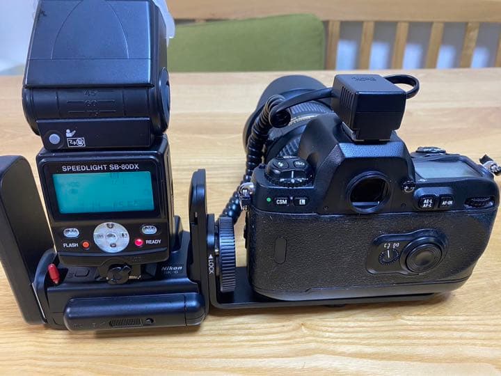 Nikon SPEED LIGHT SB-80DX &SK-6パワーブラケット