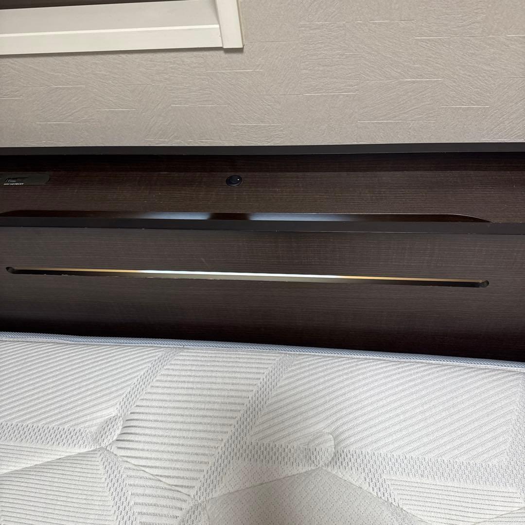 大塚家具 キングダウン レガリアロイヤルティIIセミダブルベッド 跳ね上げ。