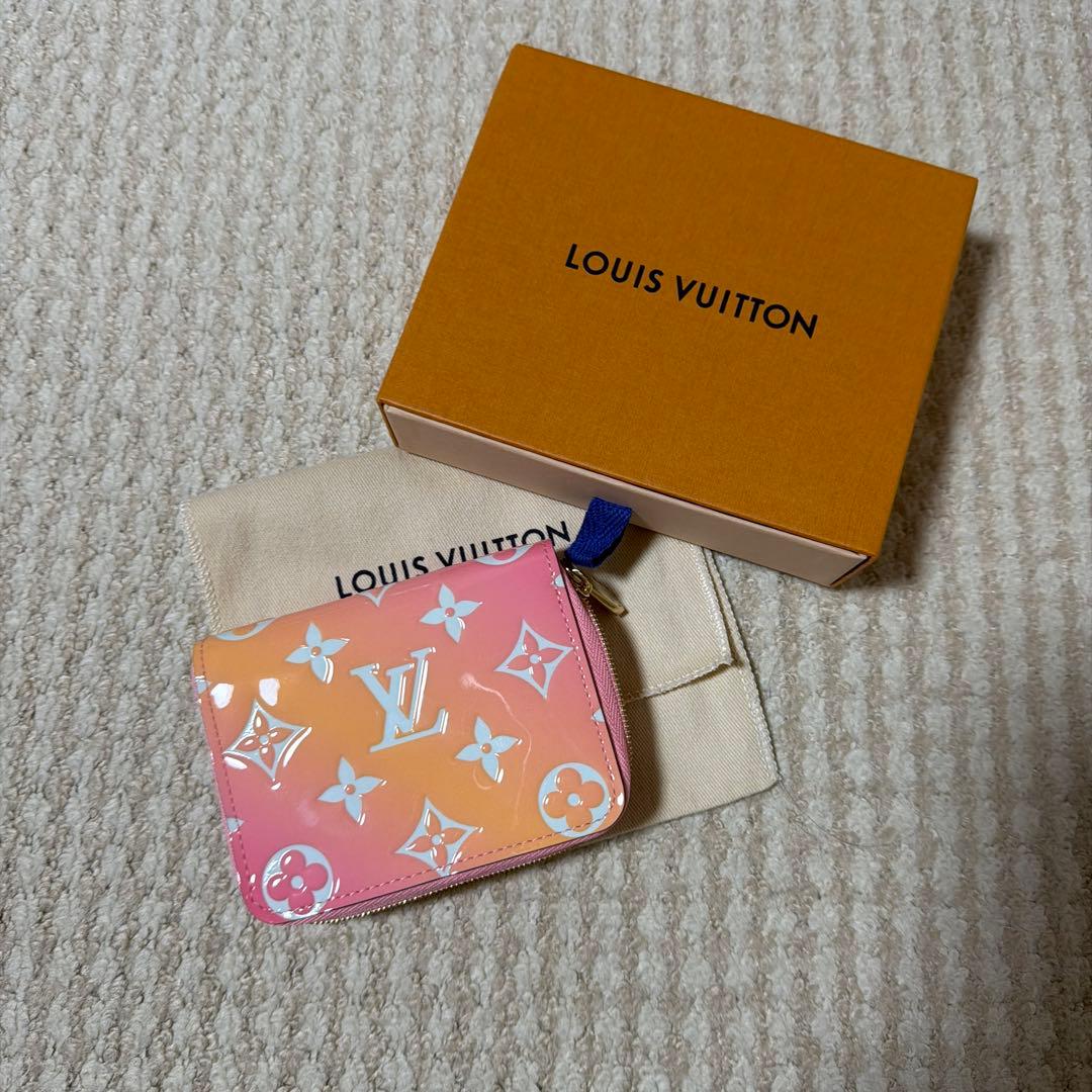 LOUIS VUITTON ケースグラデーションピンク
