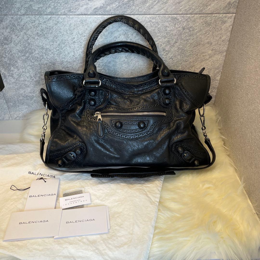 バレンシアガ ジャイアントシティ（ブラック）