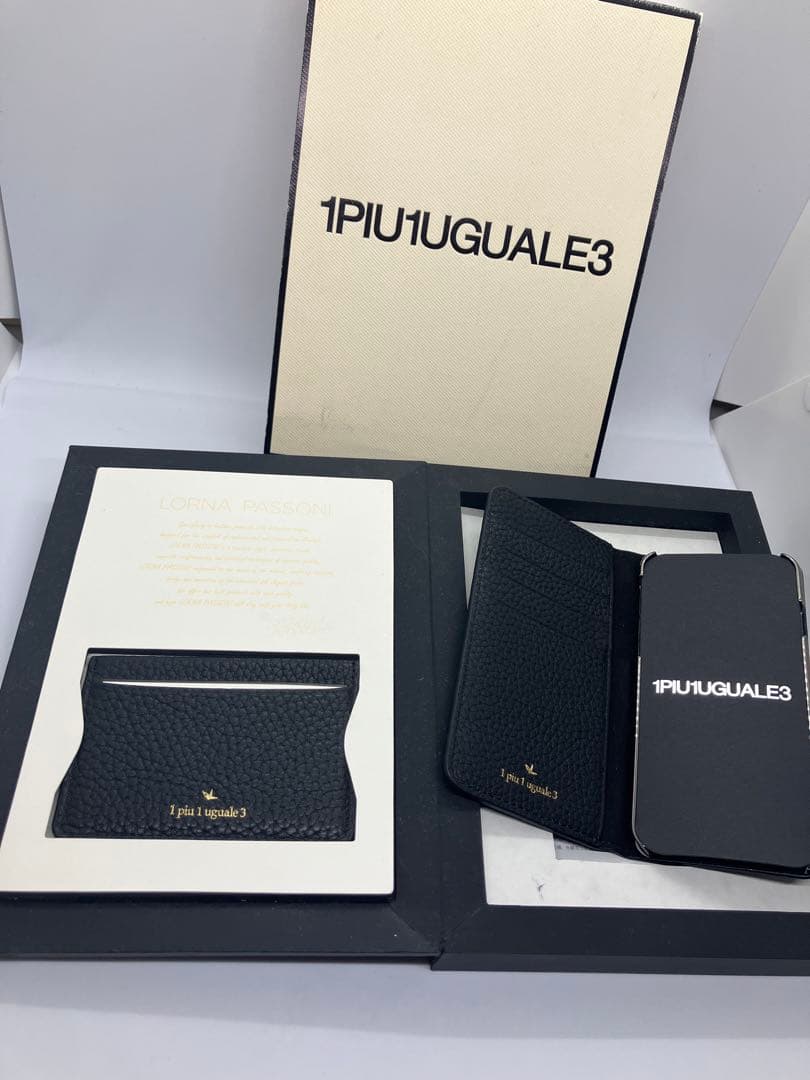 1PIU1UGUALE3 スマホケース　iPhone SEシリーズ対応