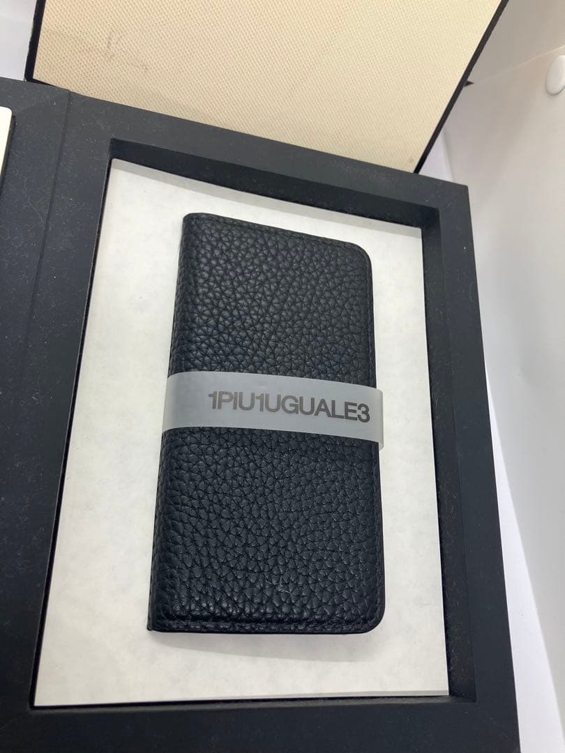 1PIU1UGUALE3 スマホケース　iPhone SEシリーズ対応