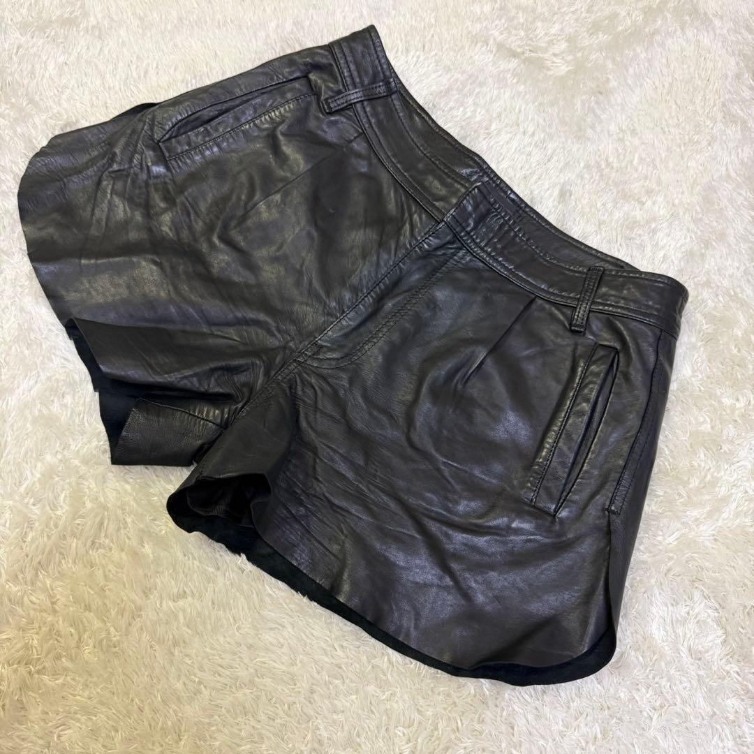 【DIESEL】26 レザーショートパンツ 羊革 ブラック レディース