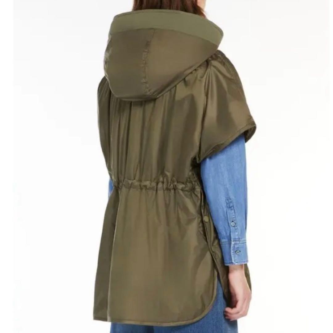 新品未使用maxmaraweekendエジェモネリバーシブルキャンバスケープ42