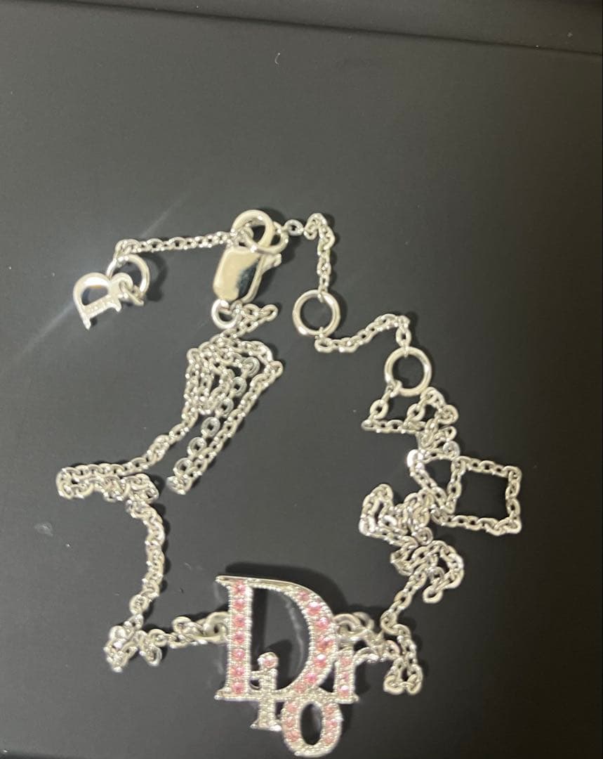 クリスチャンディオール ネックレス　シルバー ラインストーンピンクロゴ