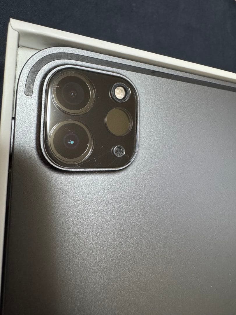 iPad Pro 12.9インチ (第5世代) + ApplePencil