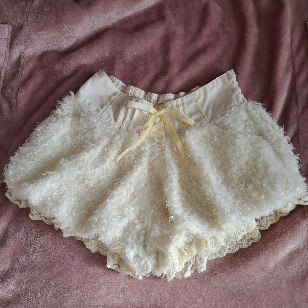 LIZ LIZA もこもこファー　ショートパンツ　かぼちゃパンツ レース y2k