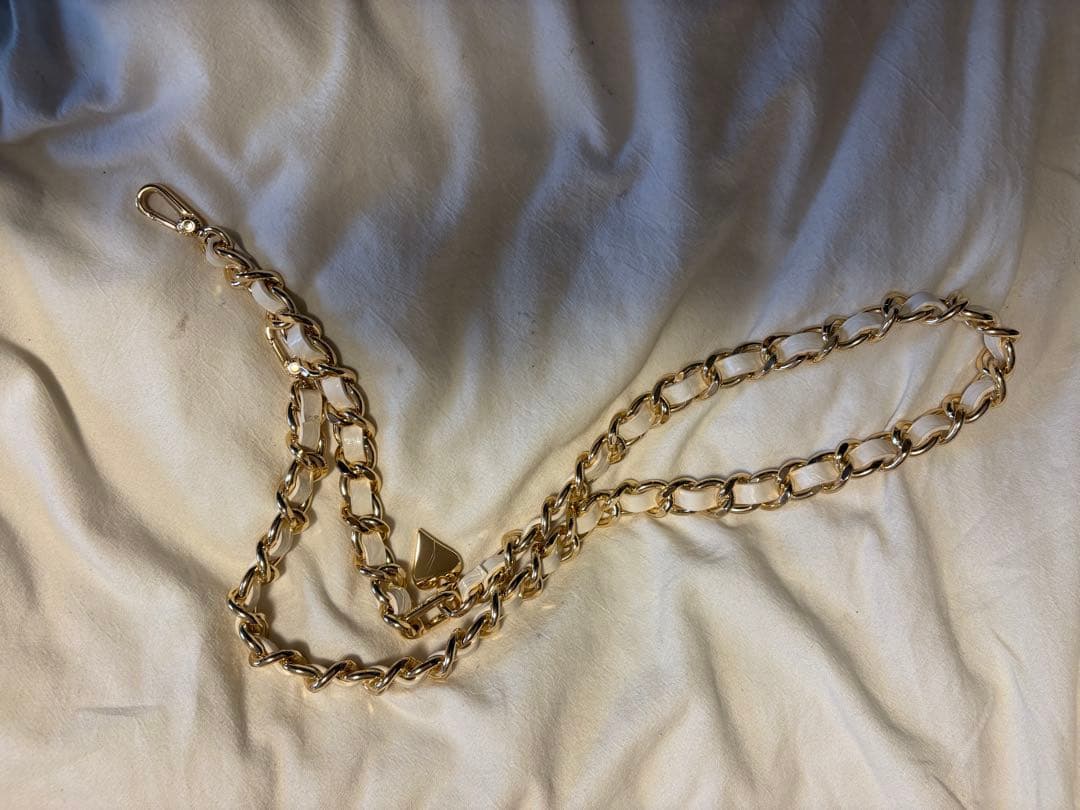 CHARLES & KEITH Duo ブレードチェーンハンドルホーボーバッグ