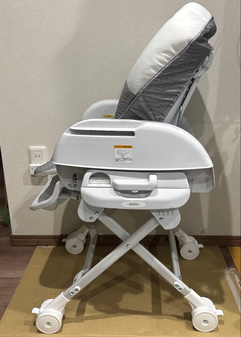 【ほぼ新品】✨ KATOJI カトージ　ハイローラック　ハイローチェア ピッコロ