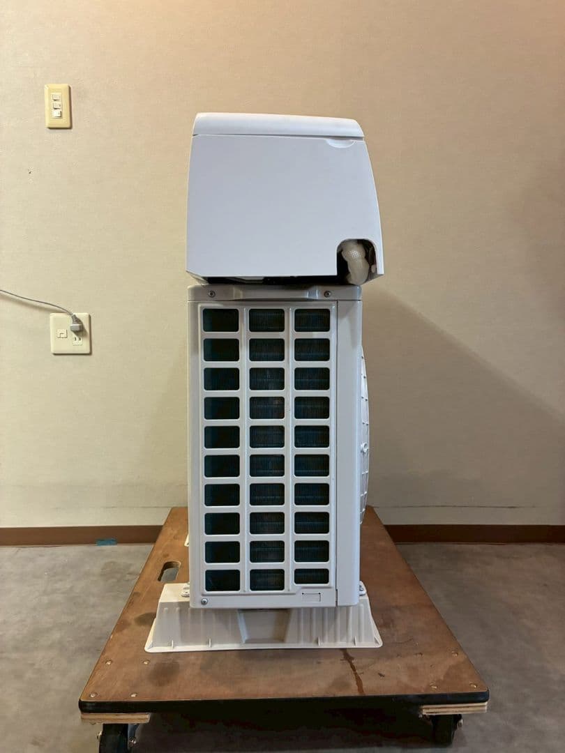 2004 ハイセンス【OB-HA22BK1-W】2025年 6畳 エアコン 中古