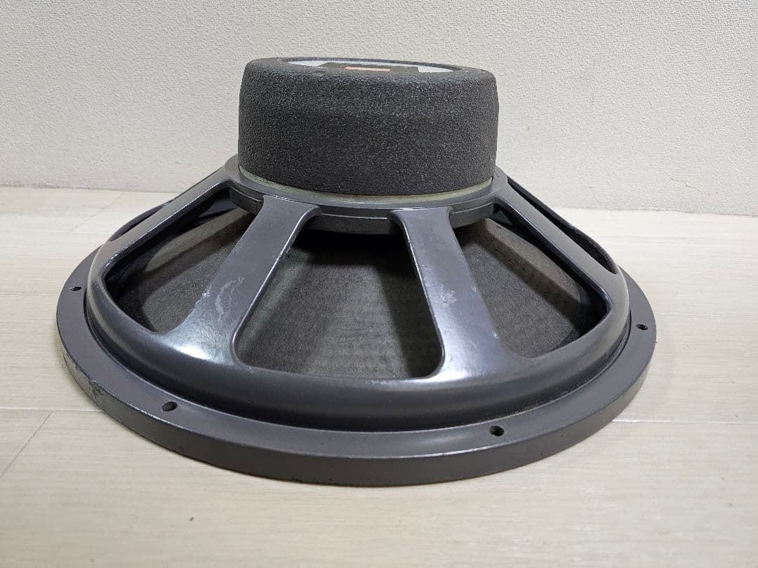 スピーカー・ウーファー JBL 2205C