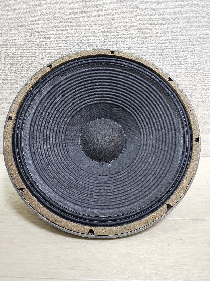 スピーカー・ウーファー JBL 2205C