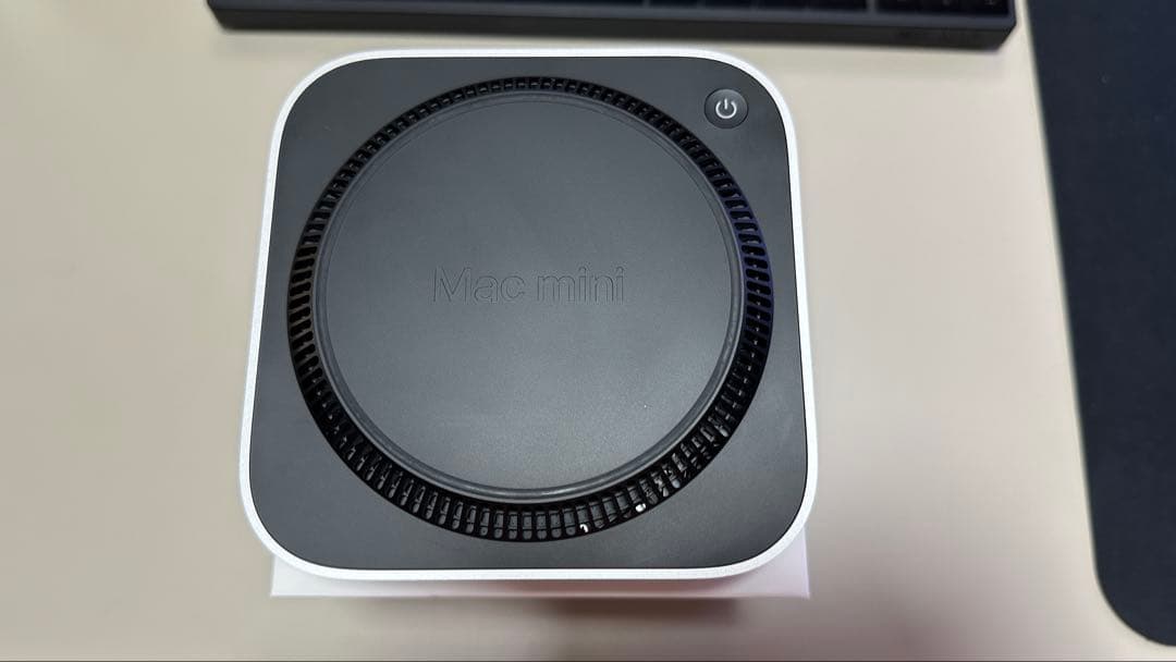 「KAWS」　Mac mini m4+Magic キーボード セット