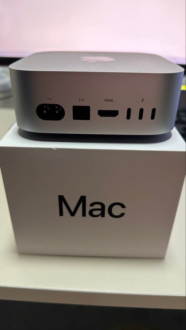 「KAWS」　Mac mini m4+Magic キーボード セット