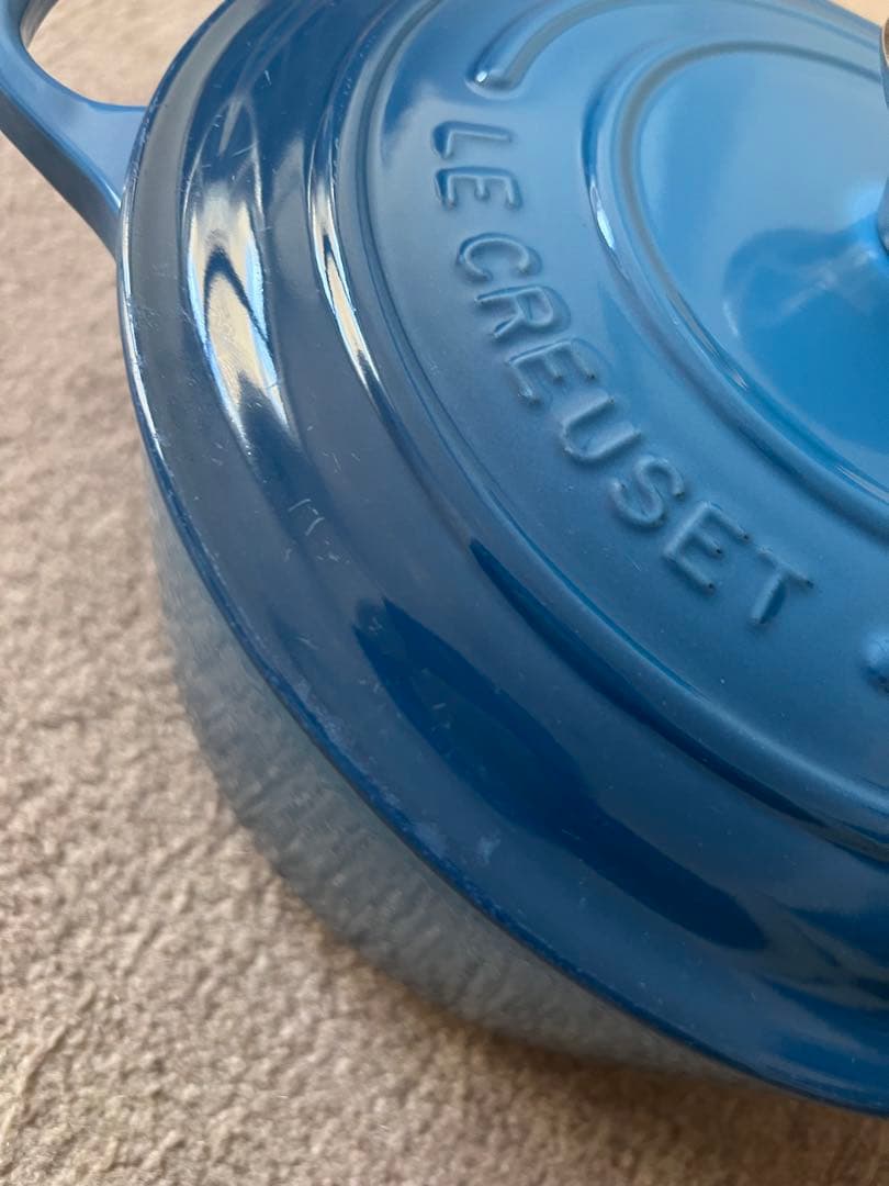 美品！LE CREUSET ルクルーゼ　ココットロンド鋳鉄鍋24cm