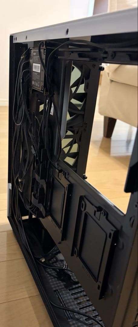 NZXT H510 Elite（ホワイト） 強化ガラス ＋ ラック（希望者のみ）
