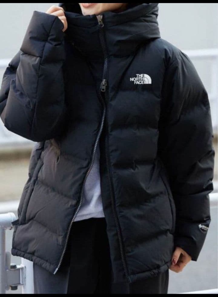 新品同様　THE NORTH FACE ビレイヤーパーカー ダウンジャケット Ｍ