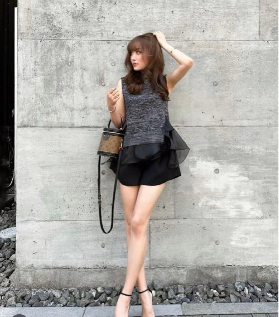 シェリエ sheller サイドヘムショートパンツ　ブラック　M