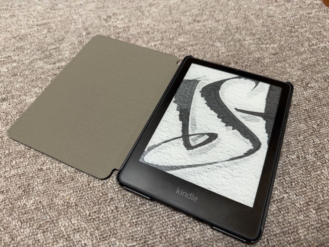 Kindle Paperwhite 11世代 32GB 本体 カバー付き