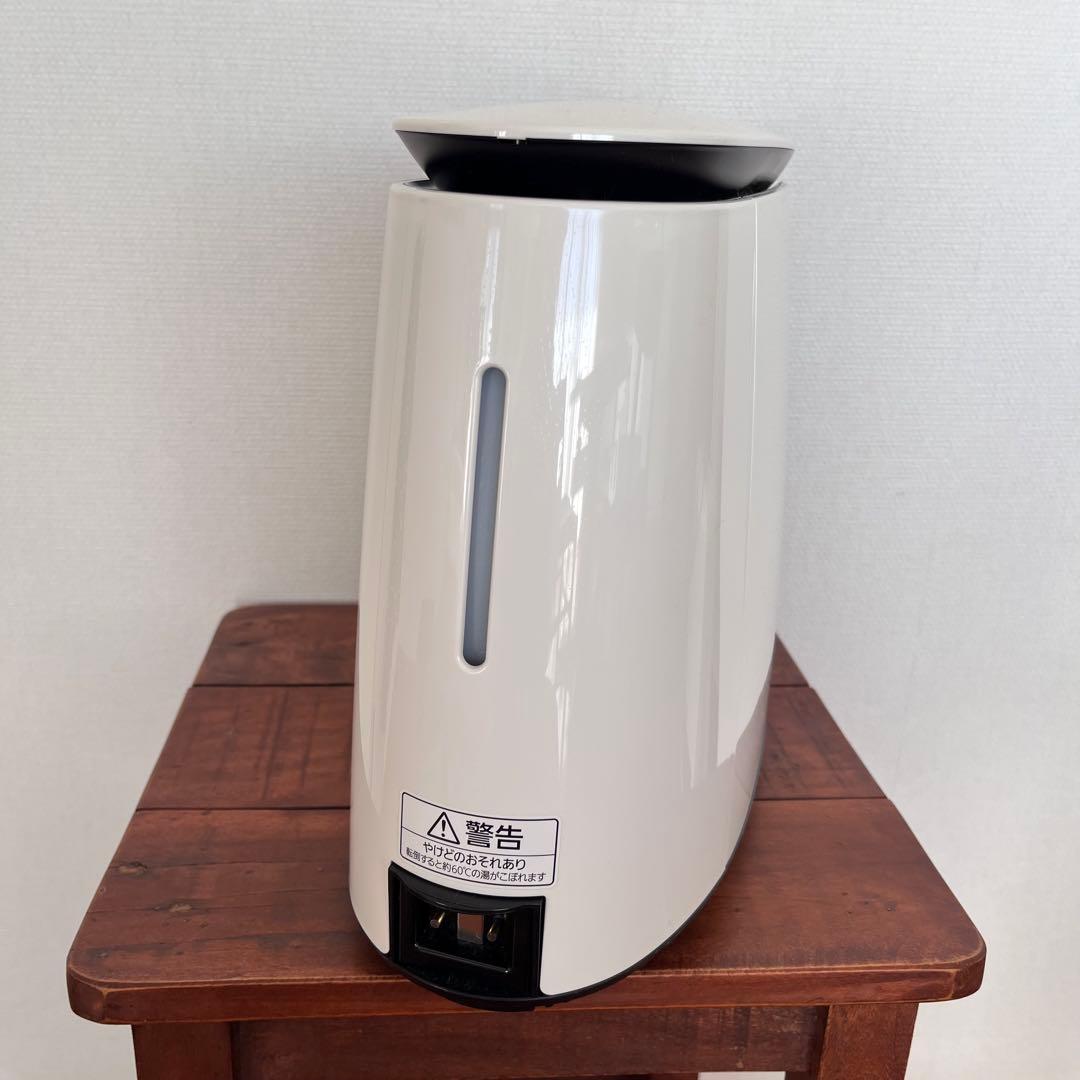 【美品】　OMRON HSH-101 置き型加湿器　パーソナル保湿機　オムロン