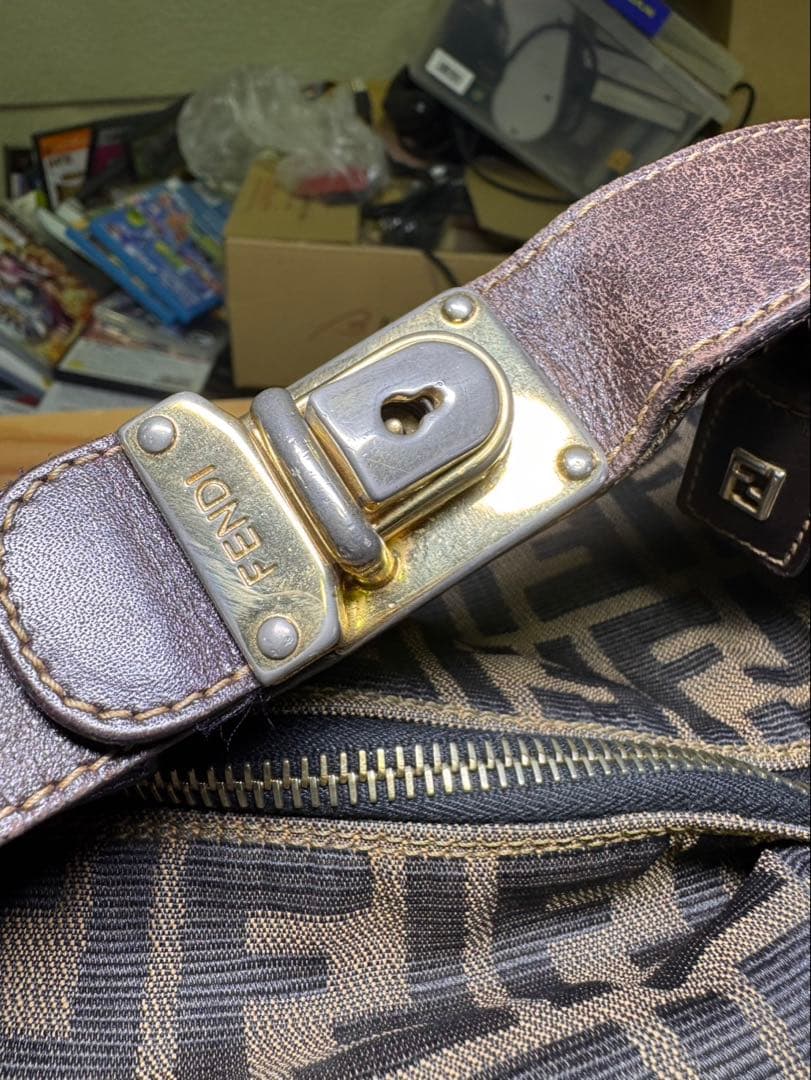 g1821 Fendi （フェンディ）ズッカ柄 バニティバッグ