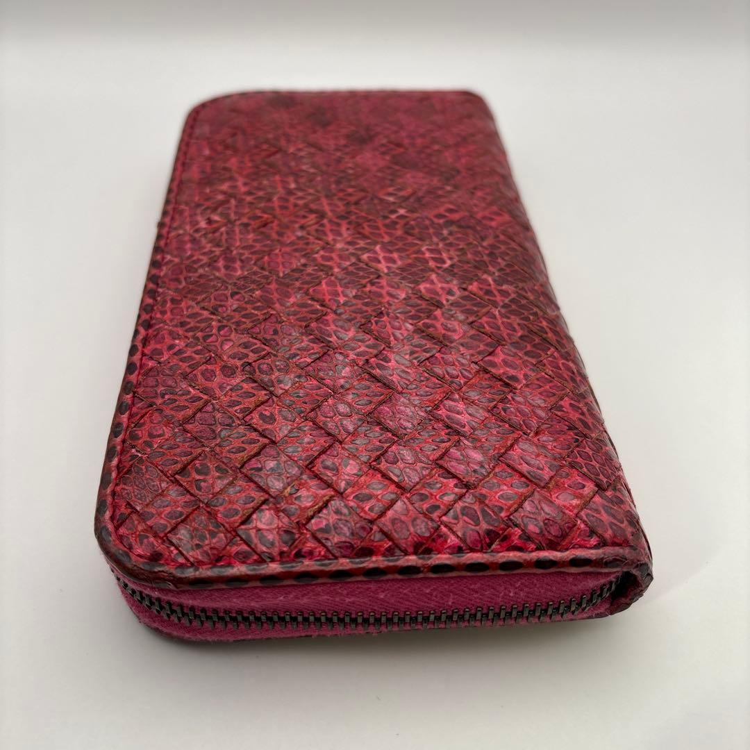 ◆正規品◆ボッティガヴェネタイントレチャート ラウンドファスナー長財布パイソン