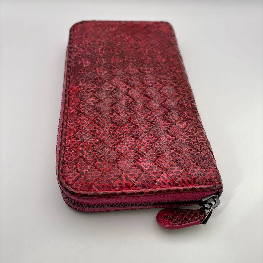 ◆正規品◆ボッティガヴェネタイントレチャート ラウンドファスナー長財布パイソン