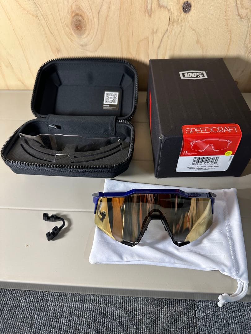 100% ワンハンドレッド サングラス