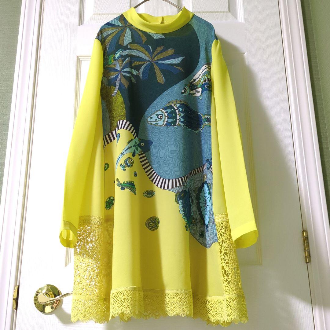 TOKUKO 1er VOL　トクコ　チュニック　海の生き物　レース模様