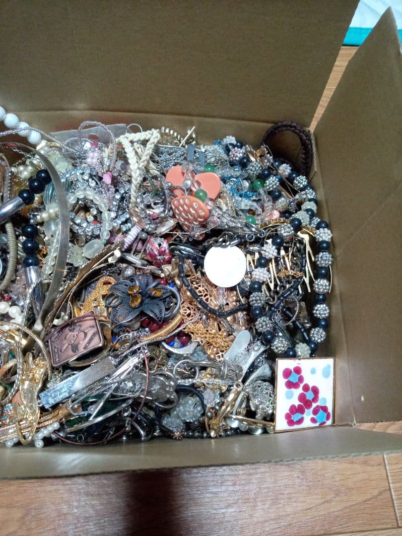 アクセサリーセットまとめ売り ５kg