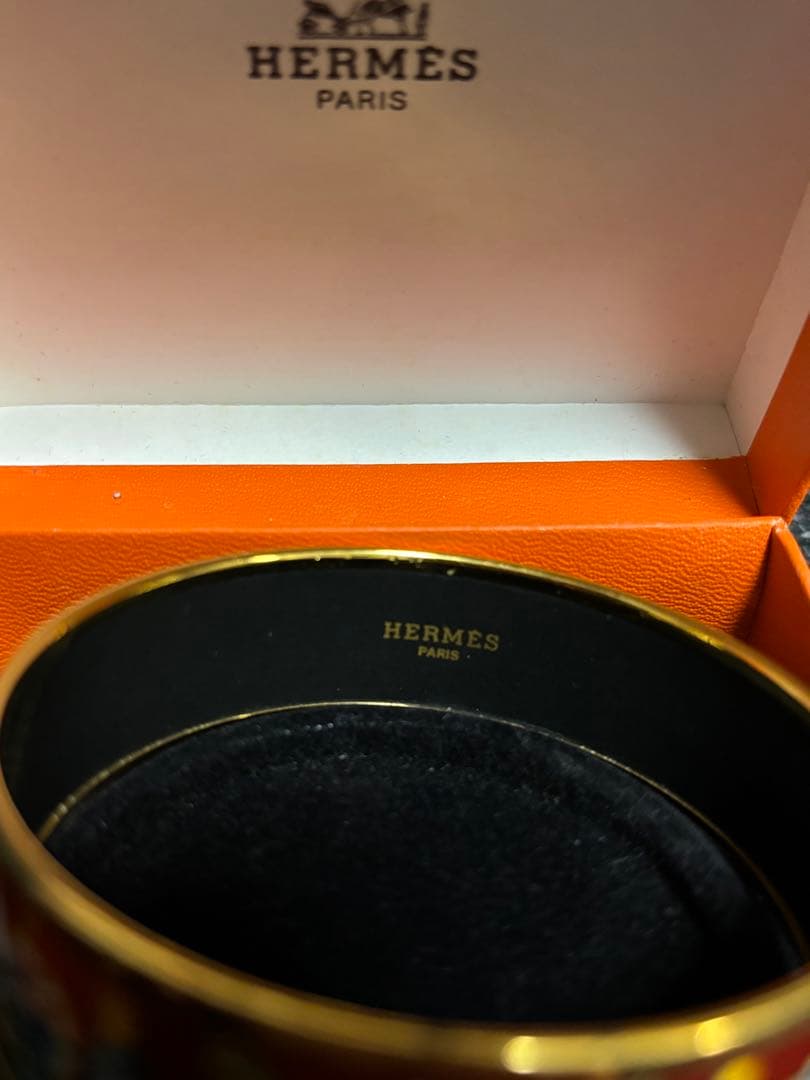 HERMES エマイユGM ゴールド　箱付き