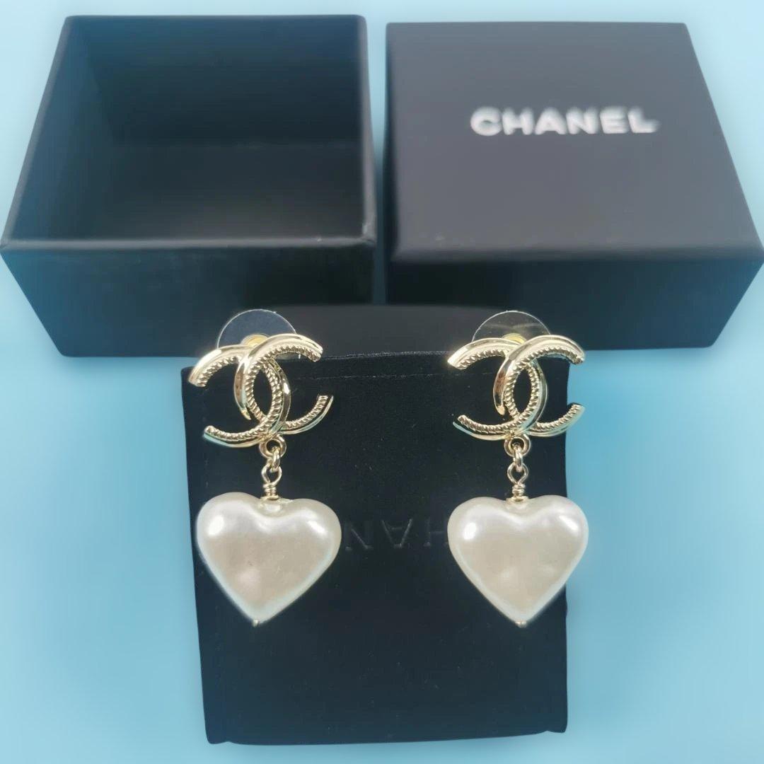 CHANEL レディース ハート パール ゴールドピアス